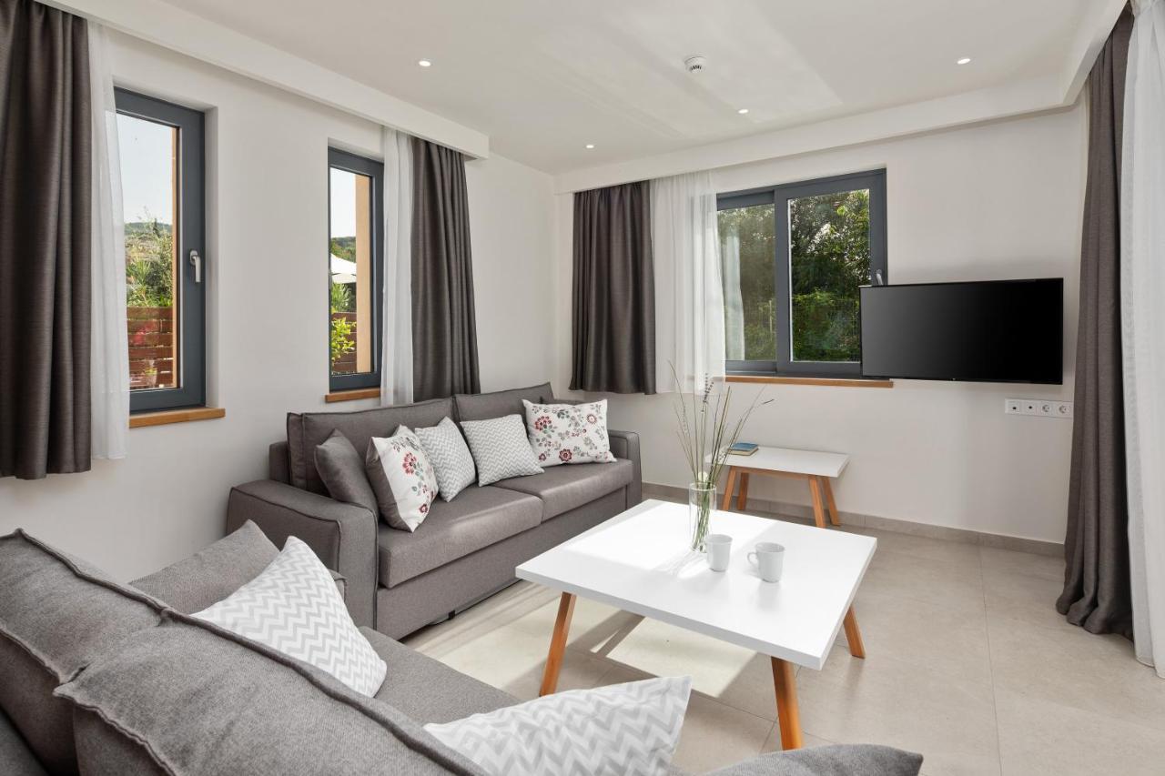 Perithia Suites Exteriör bild