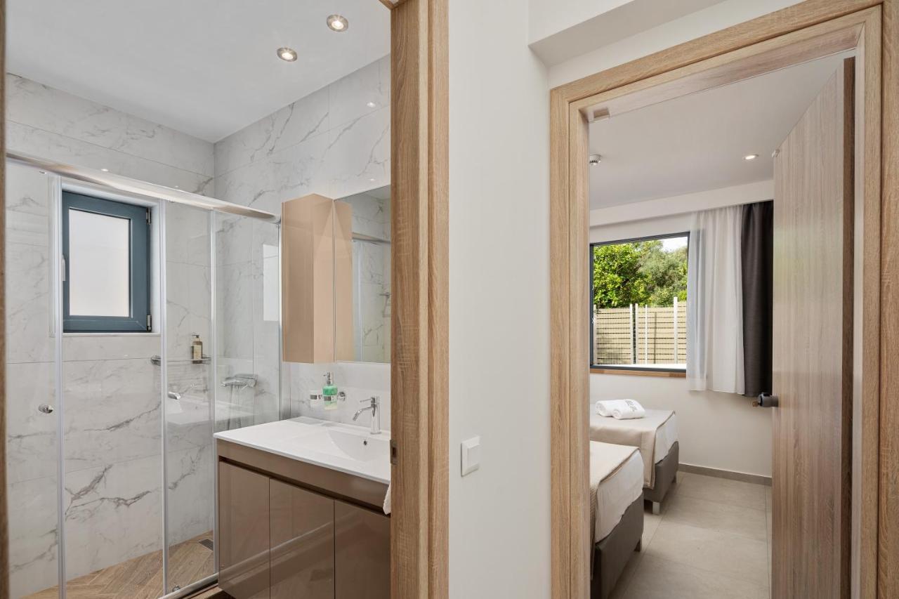 Perithia Suites Exteriör bild